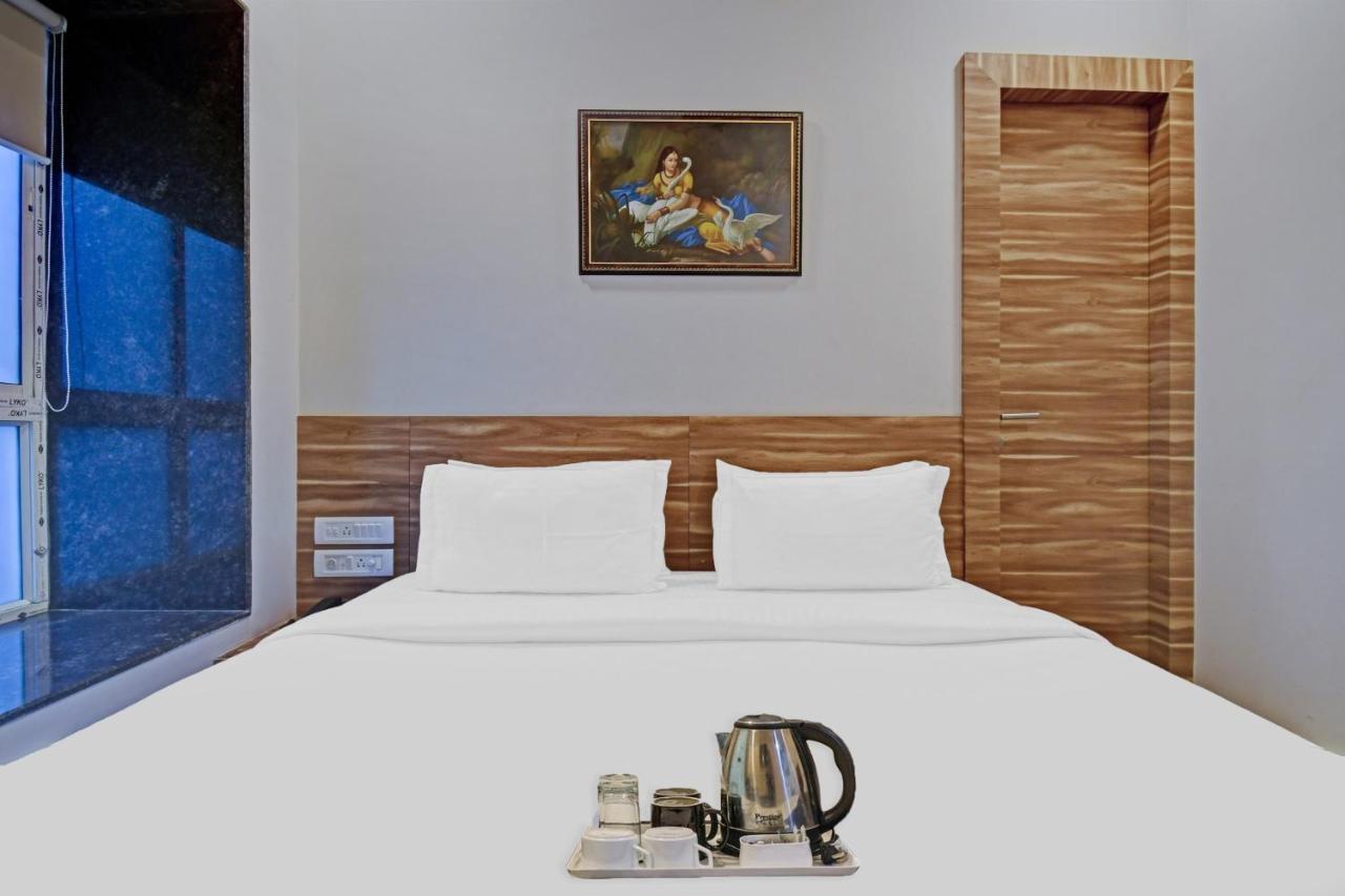 Super Townhouse Hotel All In One Near City Centre Salt Lake Salt Lake City Buitenkant foto