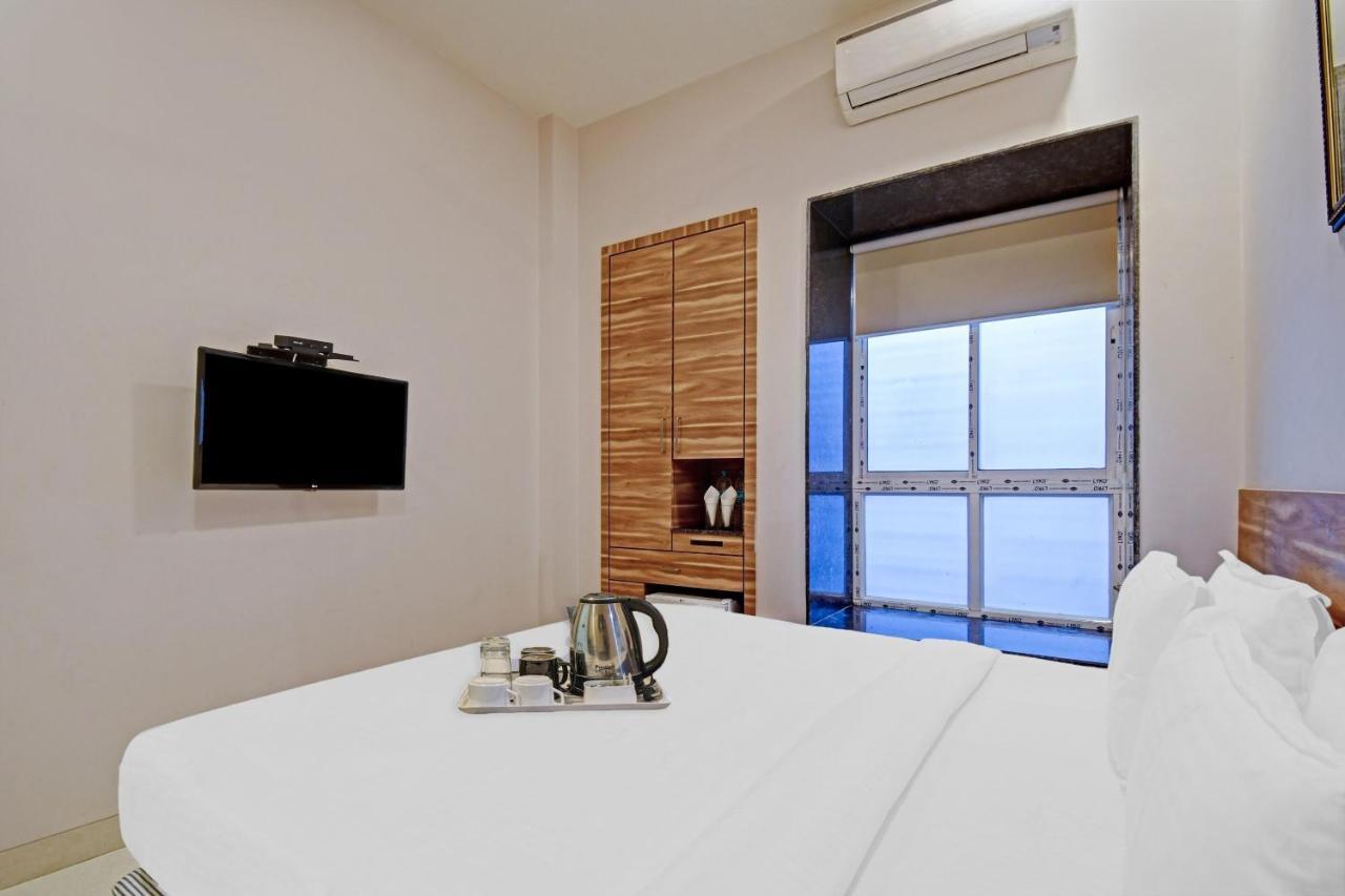 Super Townhouse Hotel All In One Near City Centre Salt Lake Salt Lake City Buitenkant foto
